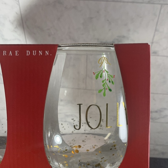 NWT set of 2 Rae Dunn Holly jolly stemless wine glasses - Picture 4 of 4